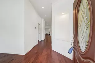 16366 Mellow Oaks Ln, Sugar Land, TX 77498 - Photo 2