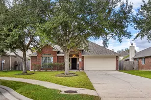 3012 Kings Isle Ln, Dickinson, TX 77539 - Photo 1