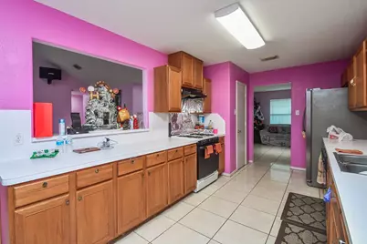 7926 Westington Lane, Houston, TX 77040 - Photo 16