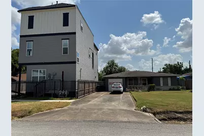 2306 Reinerman Street, Houston, TX 77007 - Photo 4
