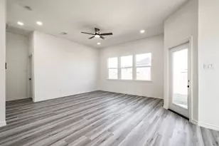 10391 Woodhill Spa Ln, Cleveland, TX 77327 - Photo 8