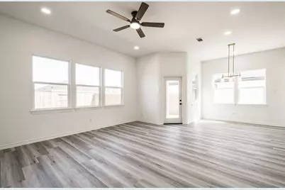 10391 Woodhill Spa Lane, Cleveland, TX 77327 - Photo 12