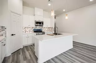 10391 Woodhill Spa Ln, Cleveland, TX 77327 - Photo 6