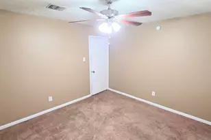 17602 Favor Bend Dr, Humble, TX 77396 - Photo 12
