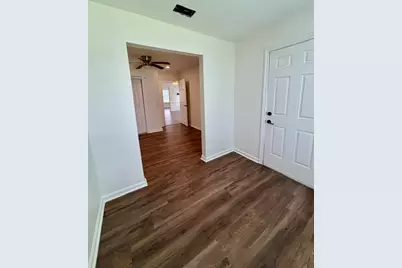 511 N 3rd Street, Conroe, TX 77301 - Photo 10