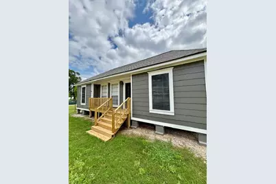 511 N 3rd Street, Conroe, TX 77301 - Photo 8