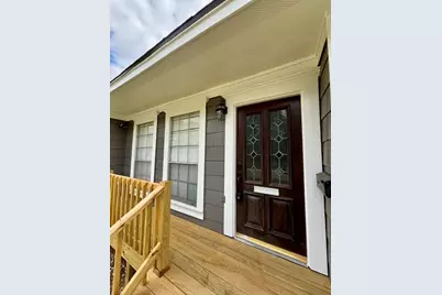 511 N 3rd Street, Conroe, TX 77301 - Photo 6