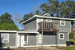 6302 Jackson Dr, Hitchcock, TX 77563 - Photo 1