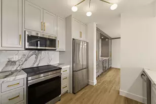 5001 Woodway Dr, Houston, TX 77056 - Photo 4