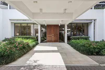 5001 Woodway Drive #1305, Houston, TX 77056 - Photo 18