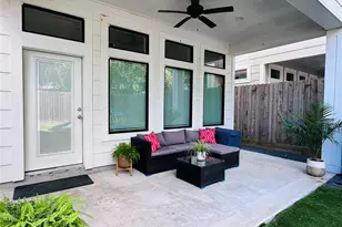 1201 E 23rd St, Houston, TX 77009 - Photo 8