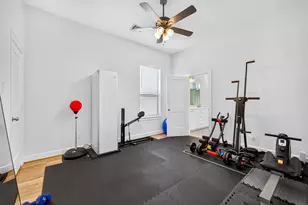 1201 E 23rd St, Houston, TX 77009 - Photo 16