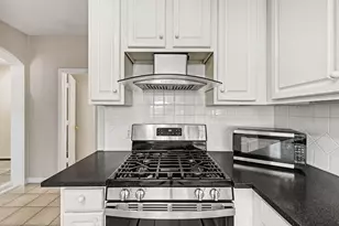 4415 Casey Cir, Sugar Land, TX 77479 - Photo 14