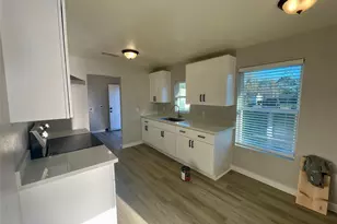 504 N 8th St, Richmond, TX 77469 - Photo 2