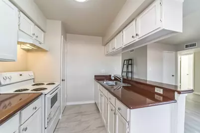 6202 Skyline Drive #44, Houston, TX 77057 - Photo 12