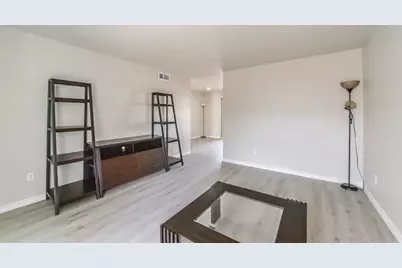 6202 Skyline Drive #44, Houston, TX 77057 - Photo 8