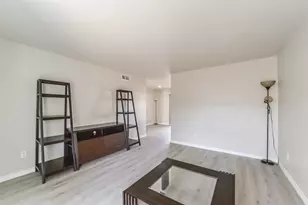 6202 Skyline Dr, Houston, TX 77057 - Photo 8