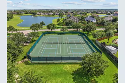 2807 Jordan Creek Court, League City, TX 77573 - Photo 36