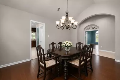 2807 Jordan Creek Court, League City, TX 77573 - Photo 4