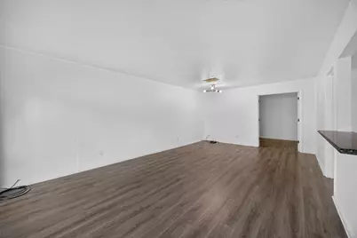 836 Wax Myrtle Lane, Houston, TX 77079 - Photo 10