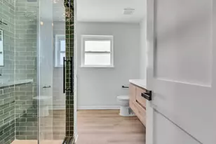 16007 Diana Ln, Houston, TX 77062 - Photo 26