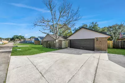 3305 Avenue R, Rosenberg, TX 77471 - Photo 22