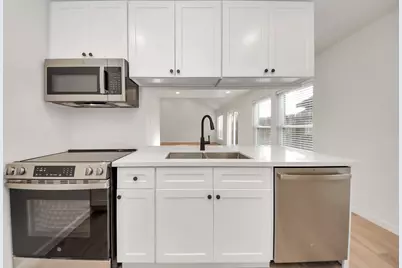 3305 Avenue R, Rosenberg, TX 77471 - Photo 6