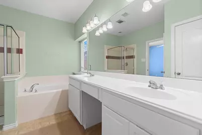 21539 Black Opal Lane, Kingwood, TX 77339 - Photo 16