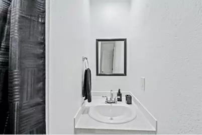 12918 Peggys Lane #C, Houston, TX 77015 - Photo 8