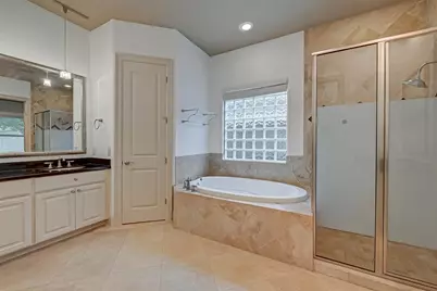 11207 St Laurent Lane, Houston, TX 77082 - Photo 12