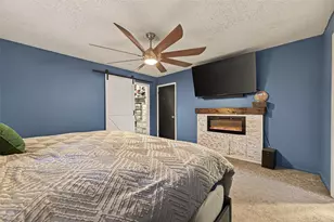 5703 Woodville Ln, Pearland, TX 77584 - Photo 14