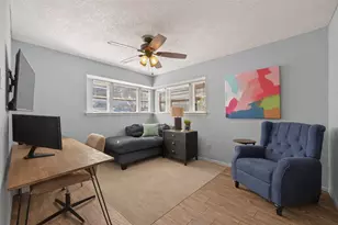 5703 Woodville Ln, Pearland, TX 77584 - Photo 8