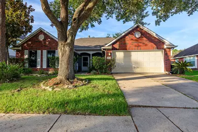 1819 Castle Oaks Drive, Pearland, TX 77581 - Photo 4