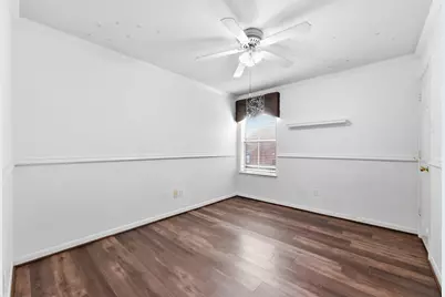 1819 Castle Oaks Drive, Pearland, TX 77581 - Photo 20