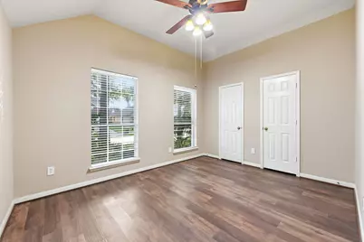 1819 Castle Oaks Drive, Pearland, TX 77581 - Photo 18