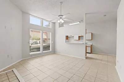 6319 Southwood Court N, Houston, TX 77035 - Photo 4