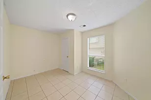 6319 Southwood Ct N, Houston, TX 77035 - Photo 4