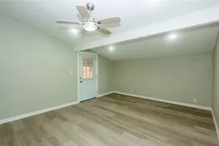 7206 La Granada Dr, Houston, TX 77083 - Photo 16