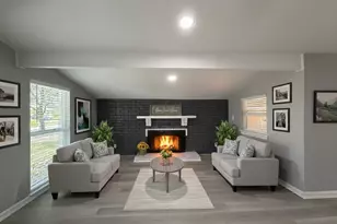 7206 La Granada Dr, Houston, TX 77083 - Photo 2