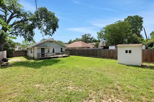 1459 Godwin St, Houston, TX 77023 - Photo 4