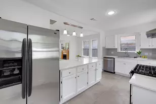 1459 Godwin St, Houston, TX 77023 - Photo 8