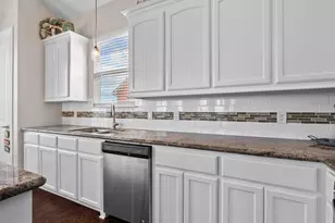 1922 Bluewater Hwy, Surfside Beach, TX 77541 - Photo 18