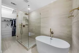 2650 Fountain Key Blvd, Houston, TX 77008 - Photo 12