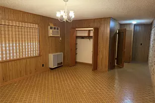 701 Herder Ave, Schulenburg, TX 78956 - Photo 28