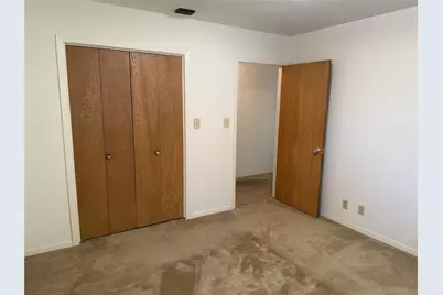 701 Herder Avenue, Schulenburg, TX 78956 - Photo 20