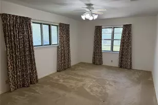 701 Herder Ave, Schulenburg, TX 78956 - Photo 14