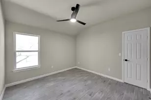 106 Harbor Ct Dr, Conroe, TX 77356 - Photo 28