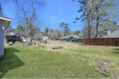 106 Harbor Court Drive, Conroe, TX 77356 - Photo 40