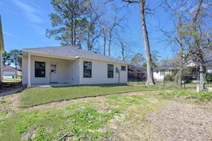 106 Harbor Ct Dr, Conroe, TX 77356 - Photo 36