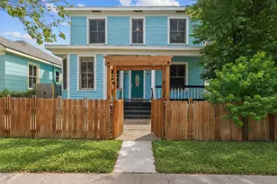 3919 Avenue O, Galveston, TX 77550 - Photo 1
